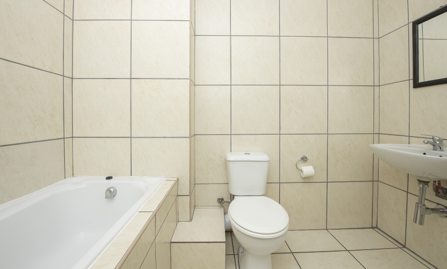 2 Bedroom Property for Sale in Brackenfell South Western Cape